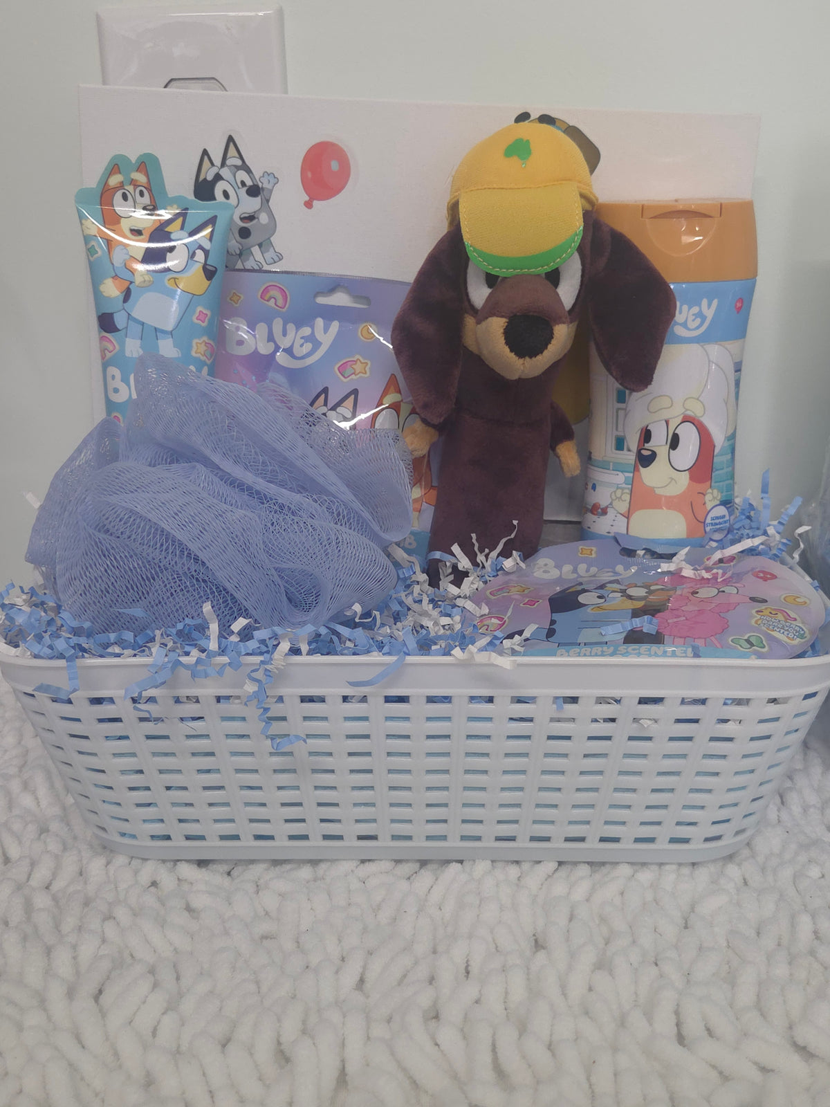Deluxe Bluey-Themed Bath & Gift Basket
