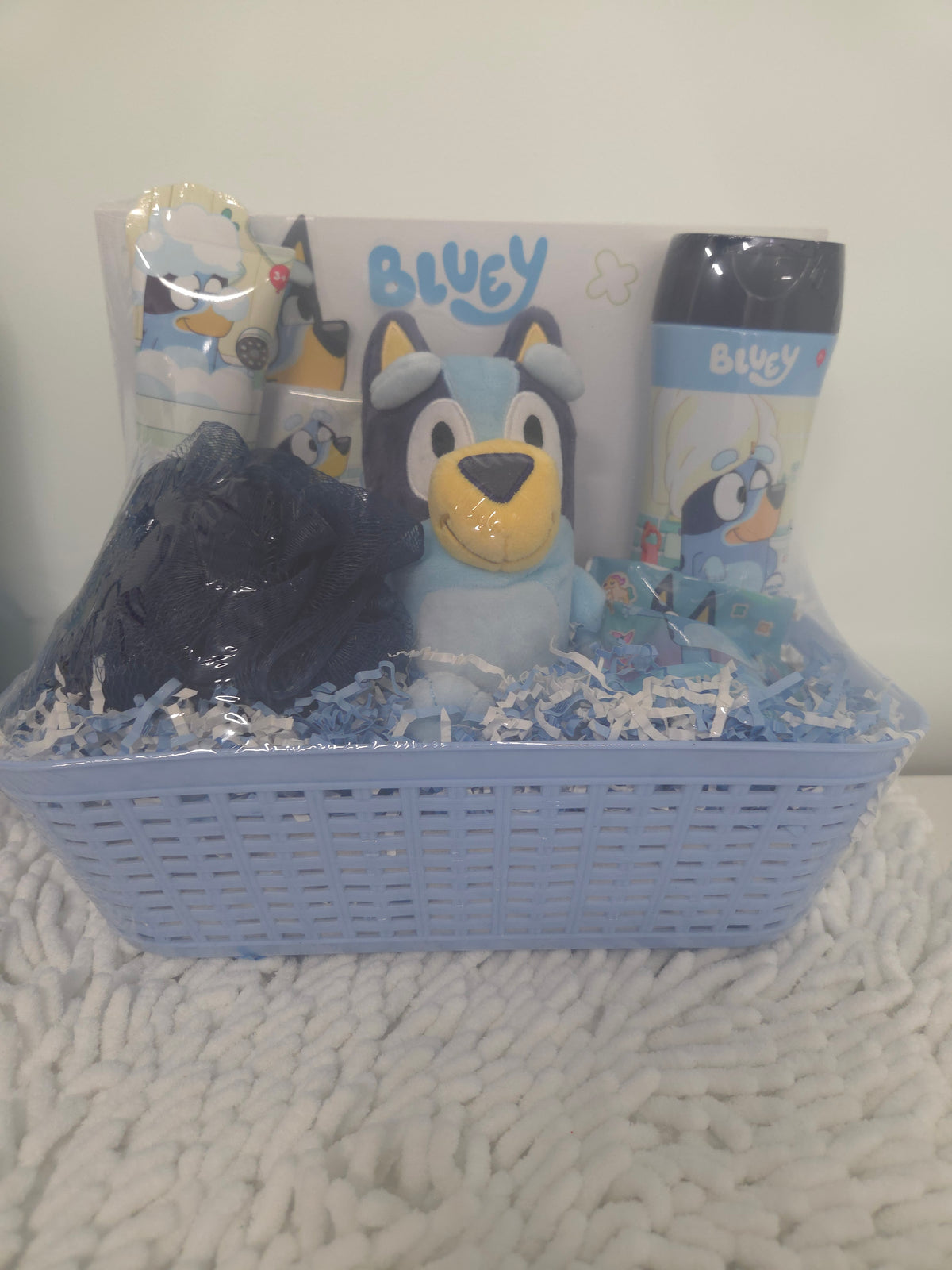 Deluxe Bluey-Themed Bath & Gift Basket