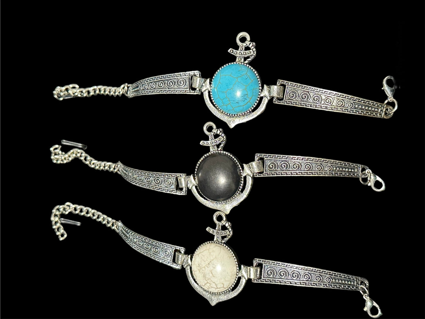 Pulsera ajustable con ancla bohemia