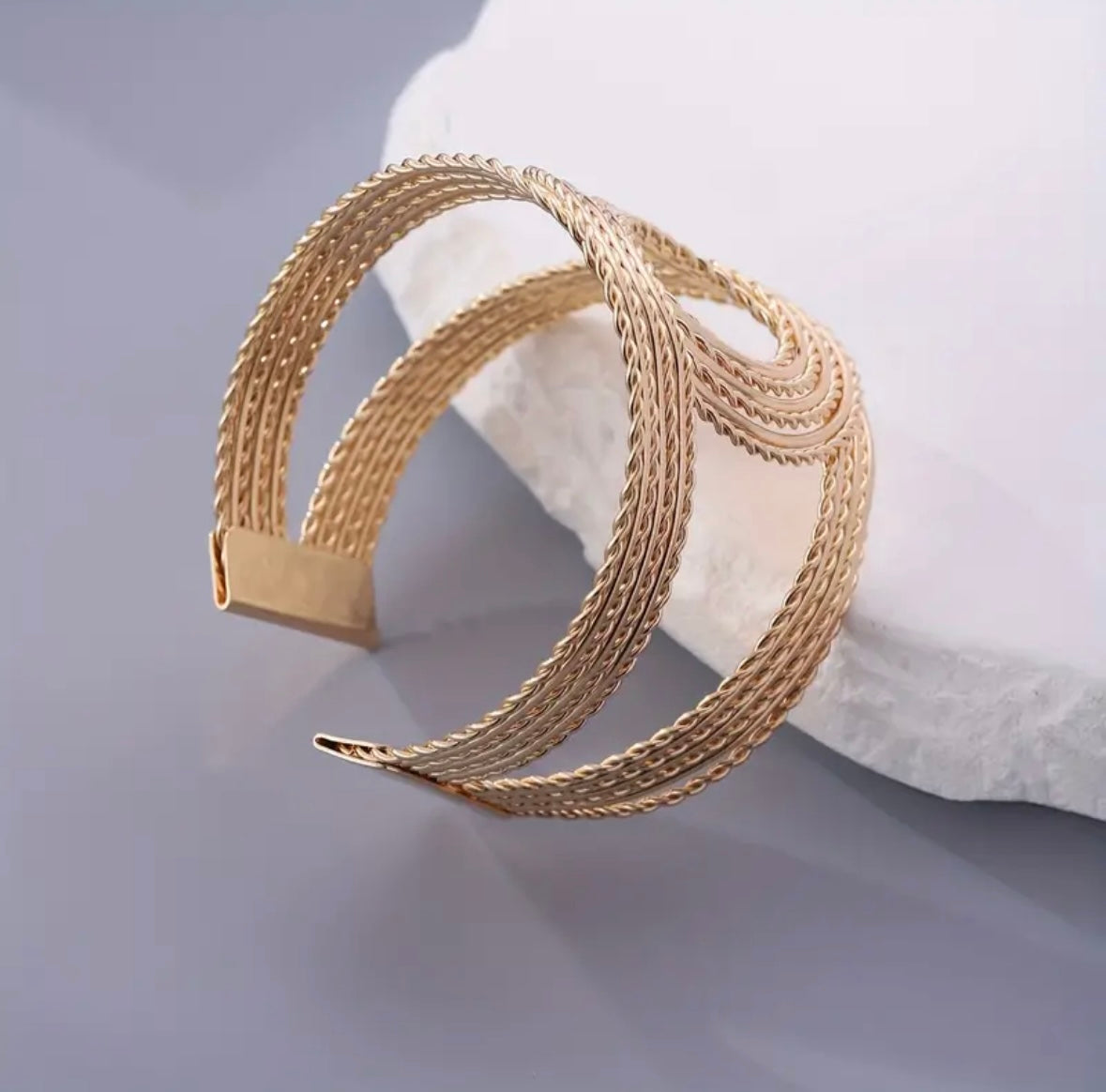 Elegant 14K Gold-Plated Open Cuff Bangle Bracelet – Adjustable