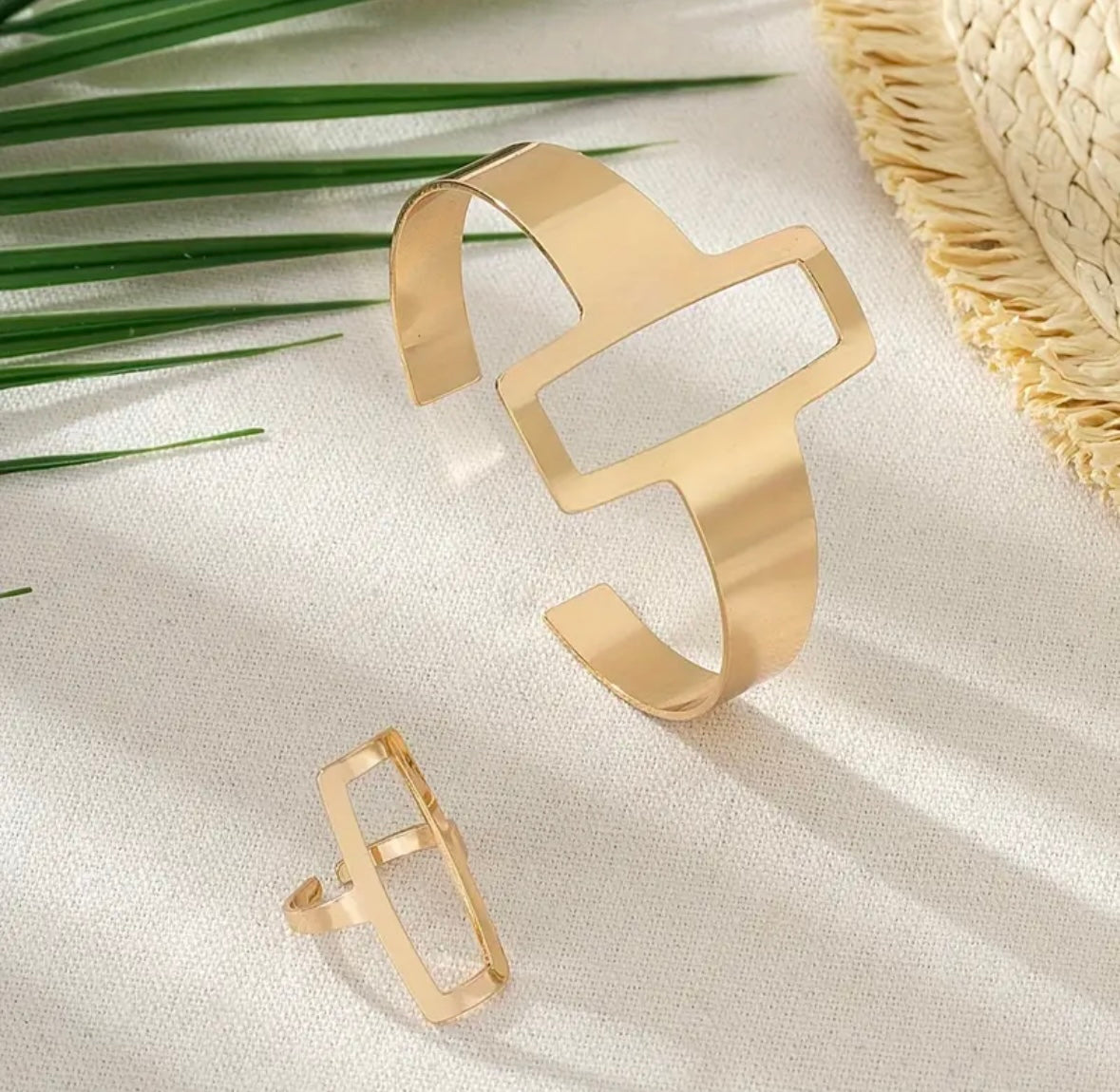 Trendy Geometric Square Jewelry Set - Hollowed Out Ring & Bracelet