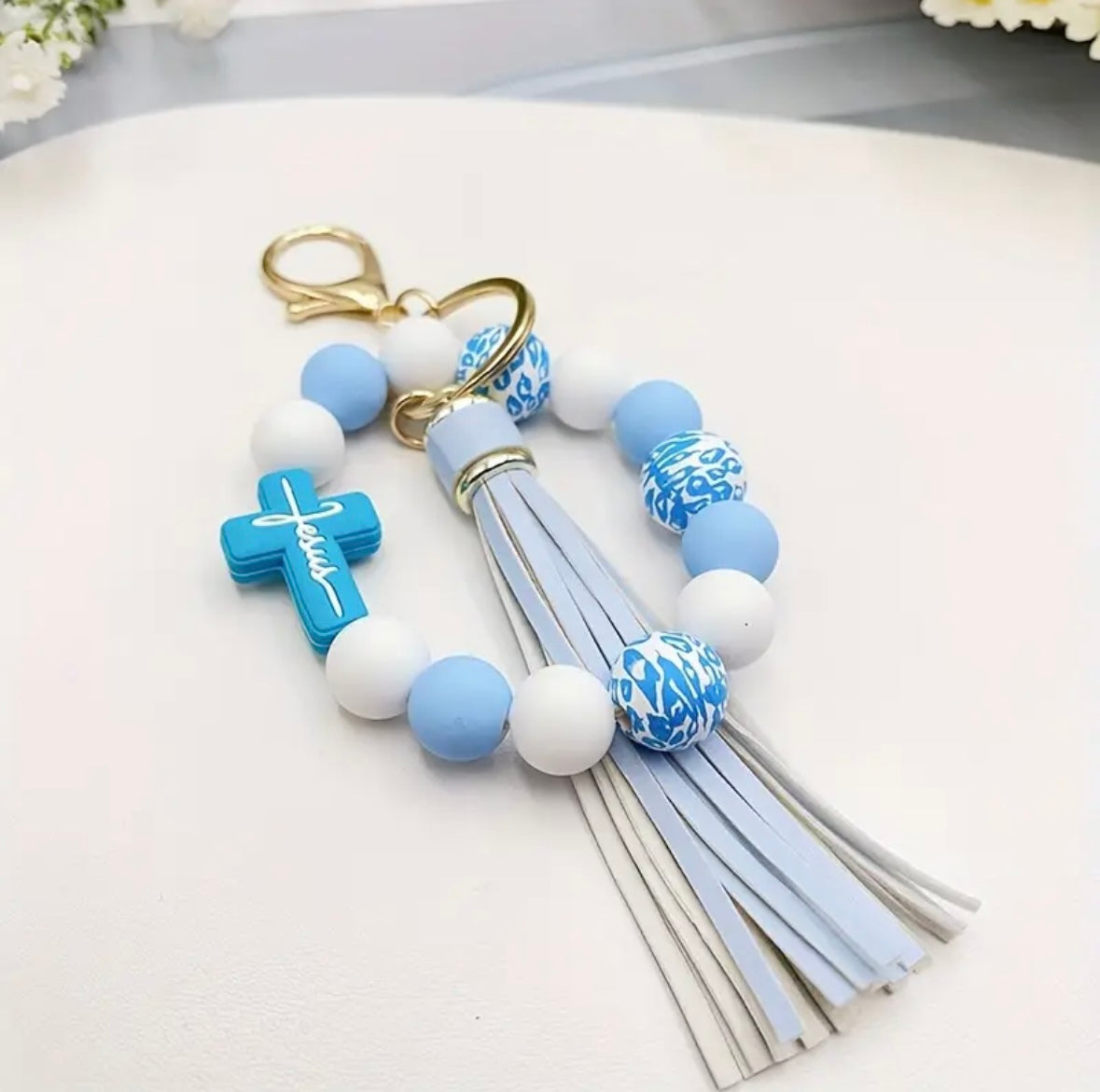 "Stylish Silicone Wooden Beaded Wristlet: Tassel Cross Keychain & Phone Lanyard – Perfect Women's Gift!"