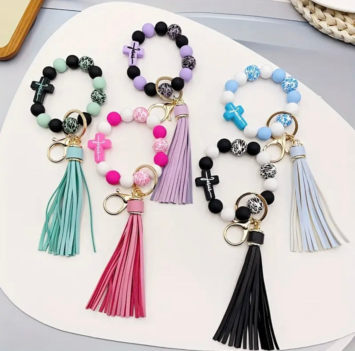 "Stylish Silicone Wooden Beaded Wristlet: Tassel Cross Keychain & Phone Lanyard – Perfect Women's Gift!"