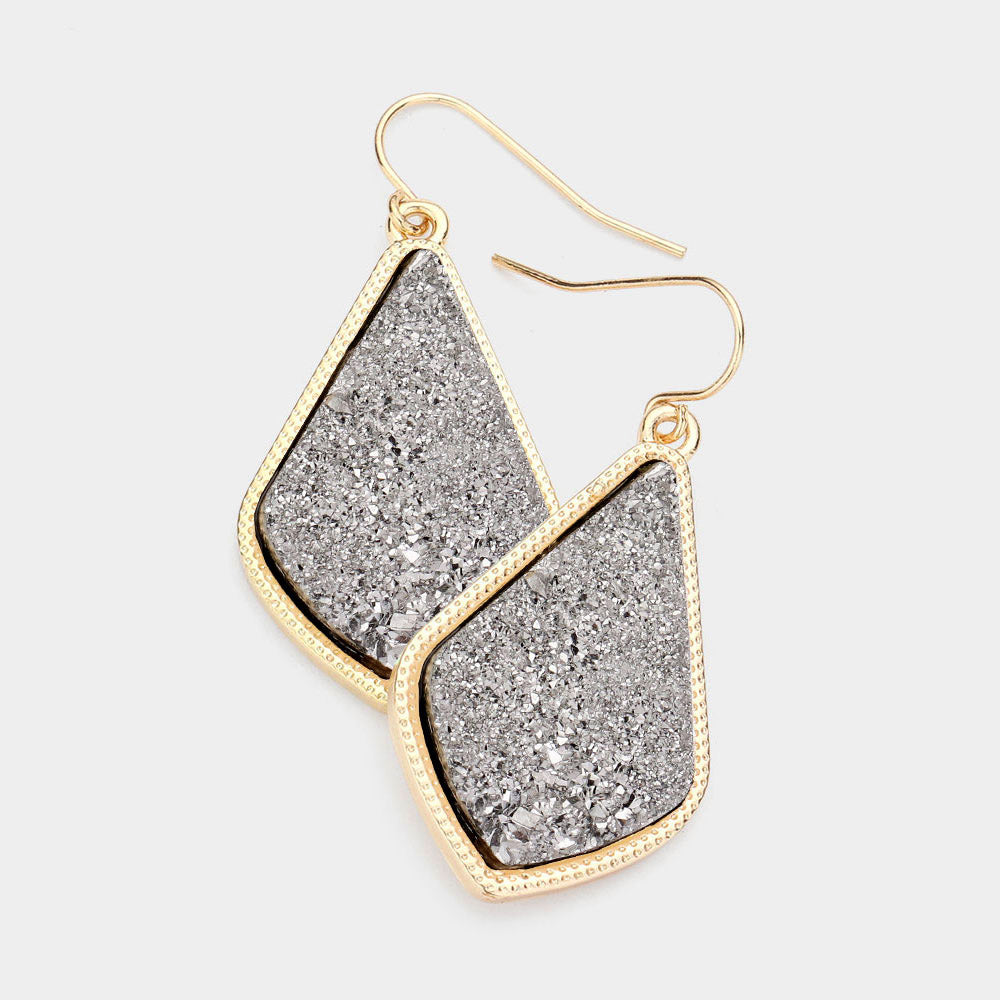 Pendientes de pétalos druzy