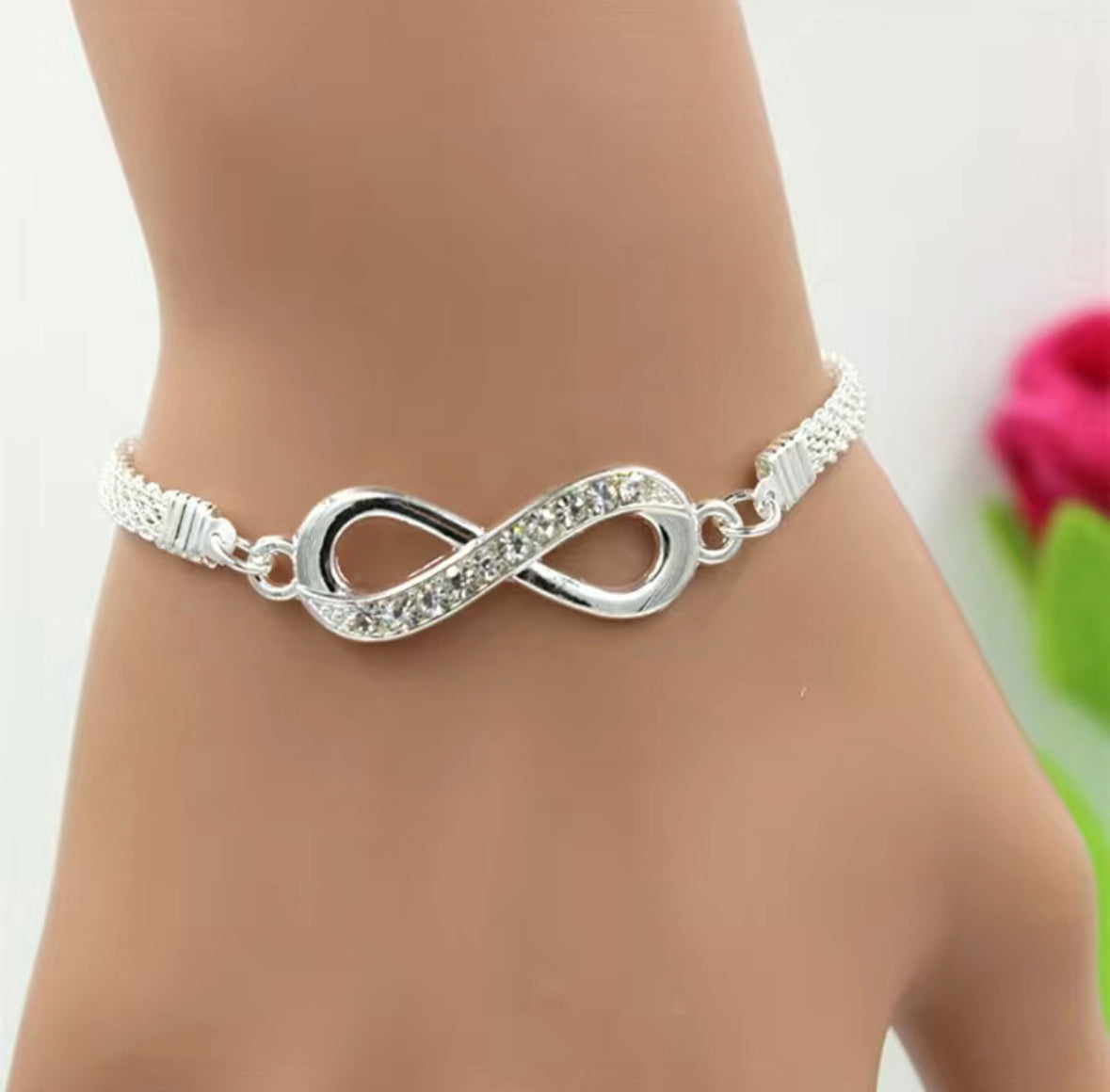 Pulsera infinita de diamantes de imitación